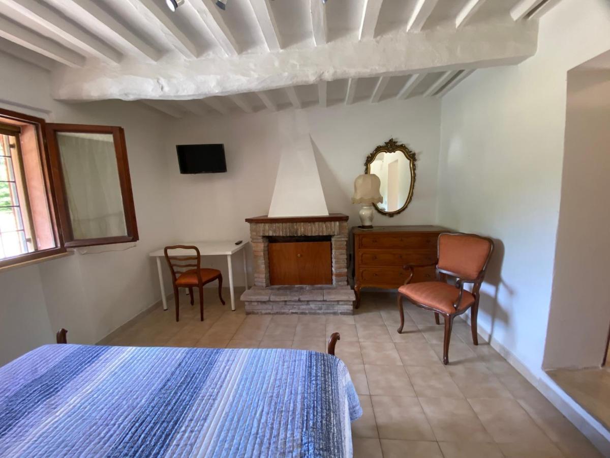 Baita Delle Rondini Apartment Perugia Luaran gambar